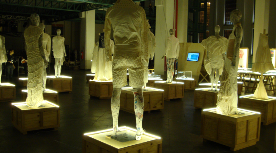 exposicao Santander cultural -MODA.png